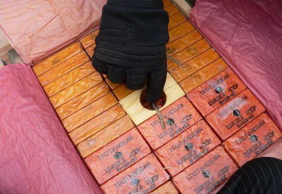 Житель Оренбурга добровольно сдал ящик с тротиловыми шашками